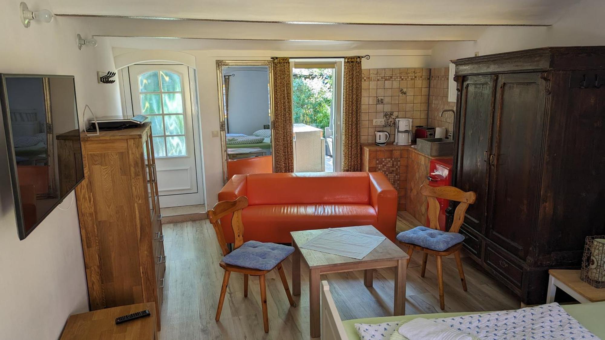 Fuenf Linden Hotell Straupitz Rum bild
