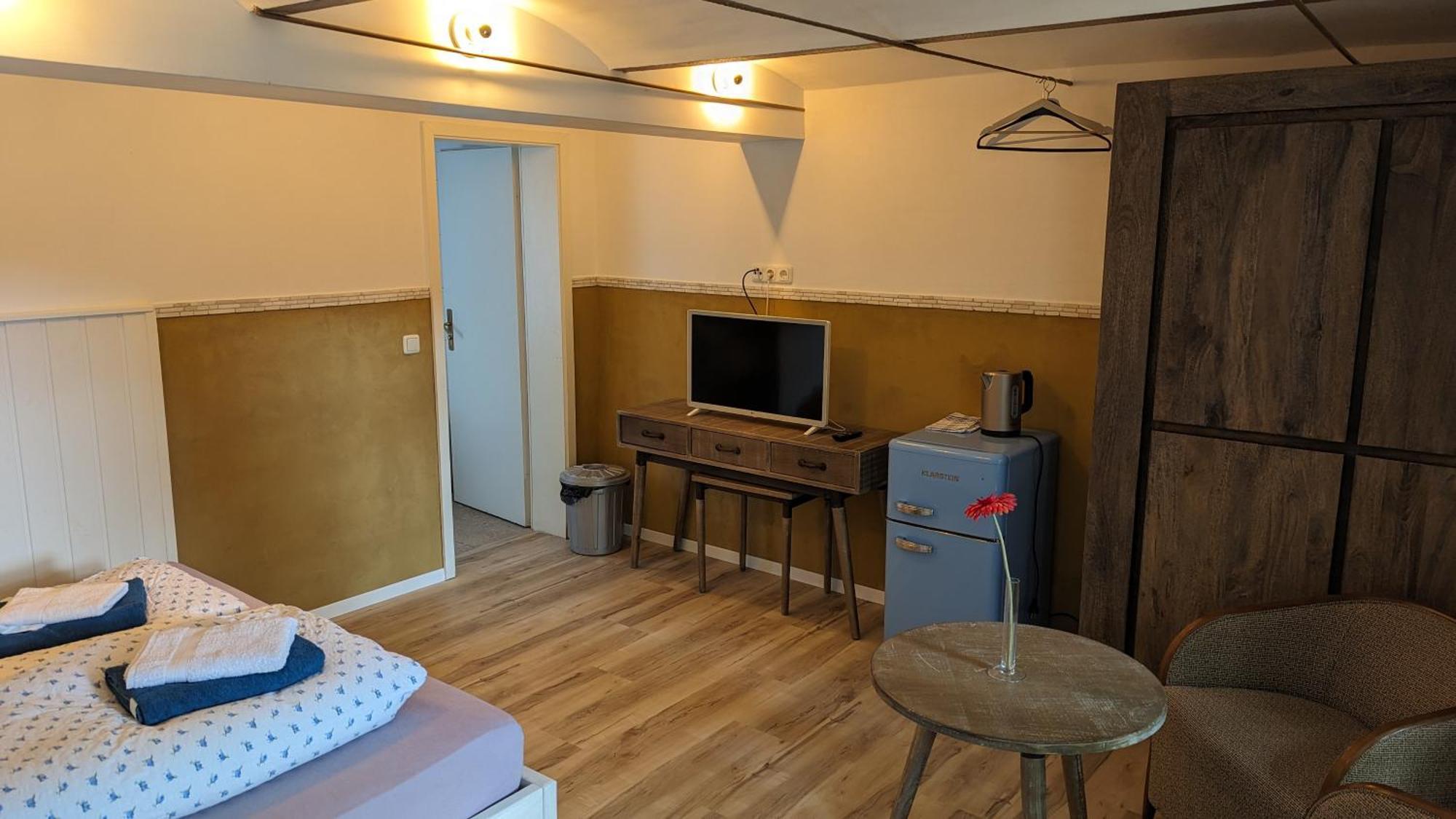 Fuenf Linden Hotell Straupitz Exteriör bild