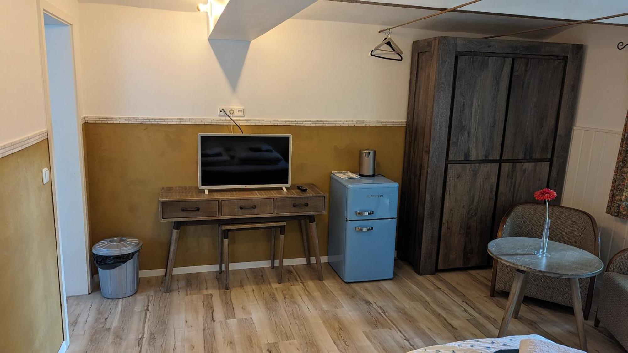 Fuenf Linden Hotell Straupitz Exteriör bild