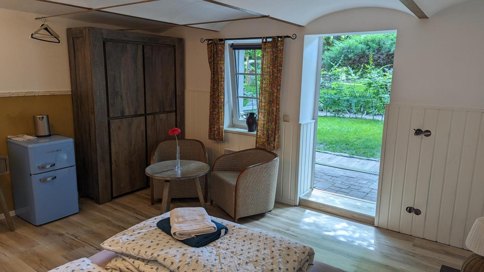 Fuenf Linden Hotell Straupitz Exteriör bild